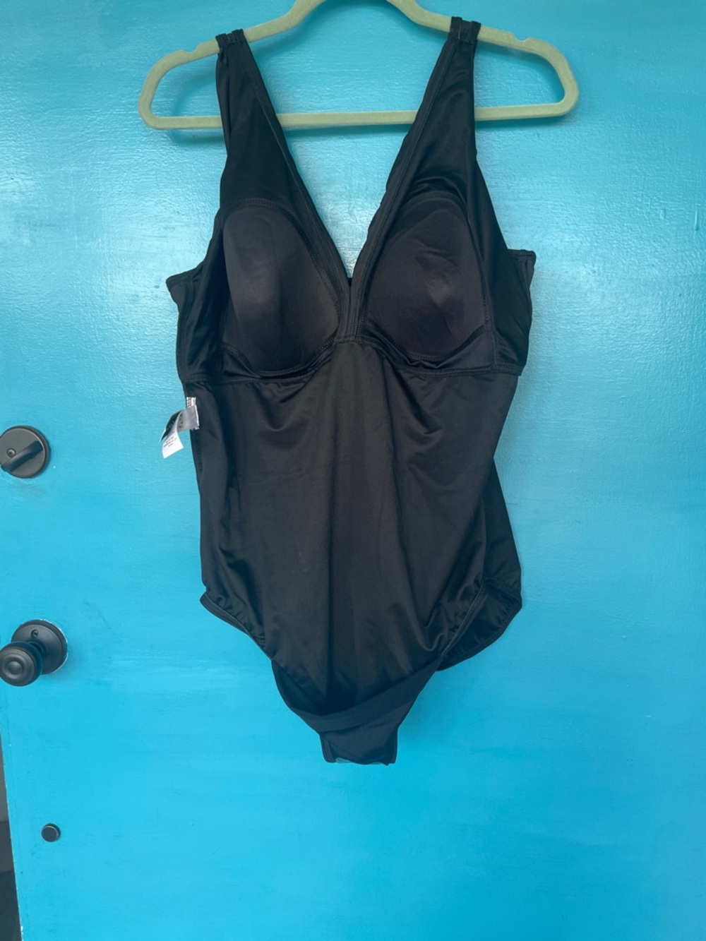 Miraclesuit Black Ruched One-Piece Swimsuit NWOT SZ 22W - Picture 7 of 10